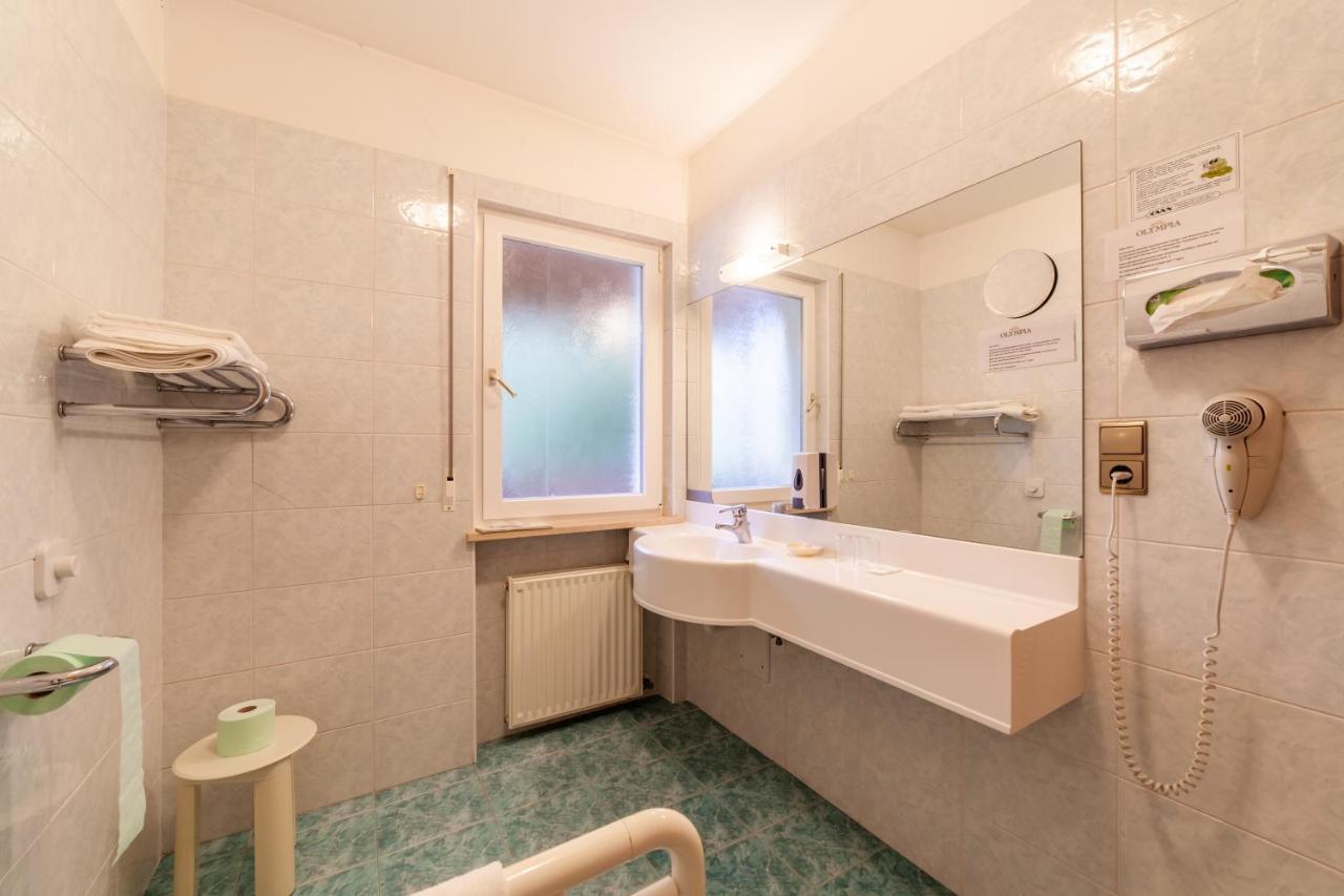 Fruehstuecks-Hotel Olympia Τιρόλο Εξωτερικό φωτογραφία